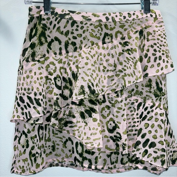 Zara Layered Ruffle Mini Skirt Pink Green Leopard Animal Print Size Small - Picture 3 of 10